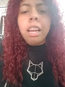 alexandraluv online show from February 25, 2025, 2:44 pm