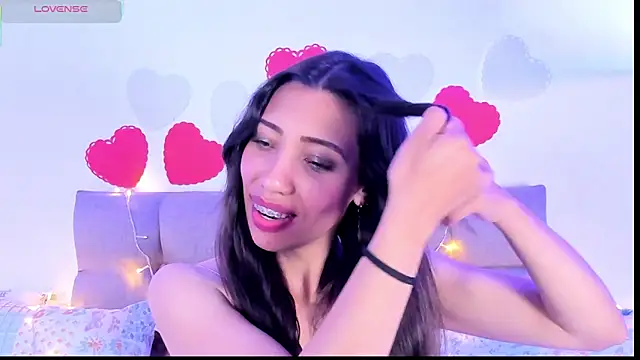 Snapshot of Miss_veronicaa2 chatting on February 12, 2025, 3:27 pm Miss veronicaa2 online show from February 12, 2025, 3:27 pm