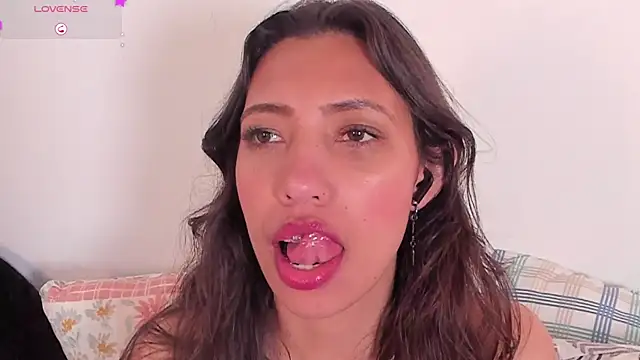 Snapshot of Miss_veronicaa2 chatting on March 21, 2025, 5:12 pm Miss veronicaa2 online show from March 21, 2025, 5:12 pm