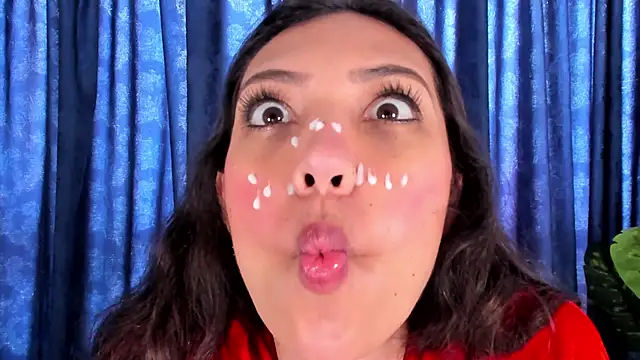 Snapshot of Miss_veronicaa2 chatting on October 31, 2025, 1:12 pm Miss veronicaa2 online show from October 31, 2025, 1:12 pm