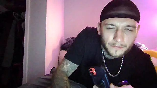 cruz815 online show from December 18, 2025, 10:27 pm