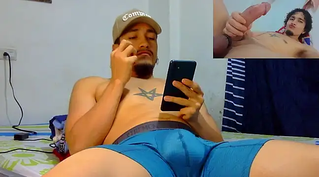 Snapshot of Keiviid chatting on March 10, 2025, 12:04 pm Keiviid online show from March 10, 2025, 12:04 pm