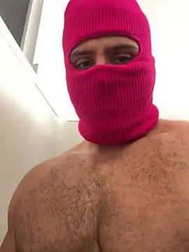 Snapshot of maskedmann1 chatting on February 13, 2025, 5:26 am maskedmann1 online show from February 13, 2025, 5:26 am