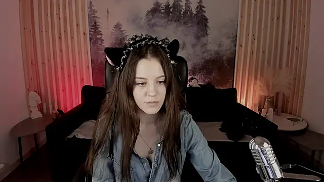 Snapshot of MilaStoyne chatting on February 12, 2025, 8:59 am MilaStoyne online show from February 12, 2025, 8:59 am