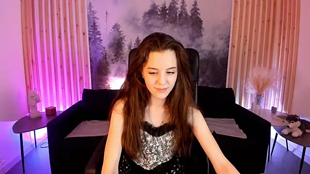 Snapshot of MilaStoyne chatting on February 24, 2025, 2:40 am MilaStoyne online show from February 24, 2025, 2:40 am