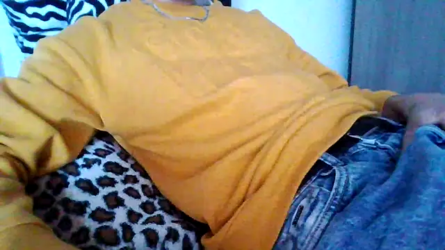 Snapshot of tommyboyteen chatting on March 4, 2025, 4:30 pm tommyboyteen online show from March 4, 2025, 4:30 pm