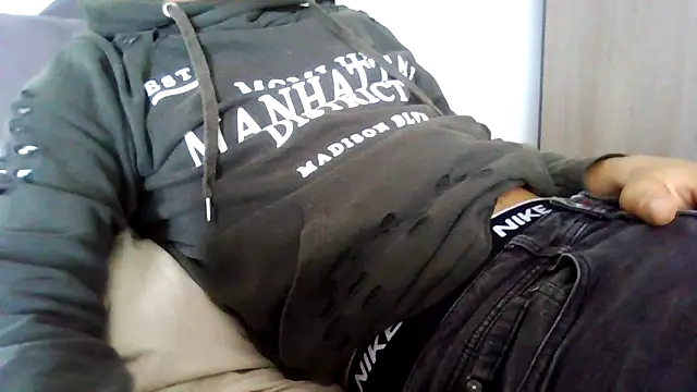 Snapshot of tommyboyteen chatting on March 16, 2025, 12:55 pm tommyboyteen online show from March 16, 2025, 12:55 pm