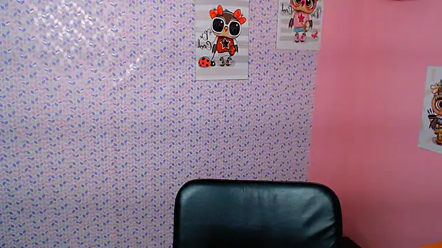 Snapshot of ValeriaHeart_ chatting on February 9, 2025, 2:40 pm ValeriaHeart online show from February 9, 2025, 2:40 pm