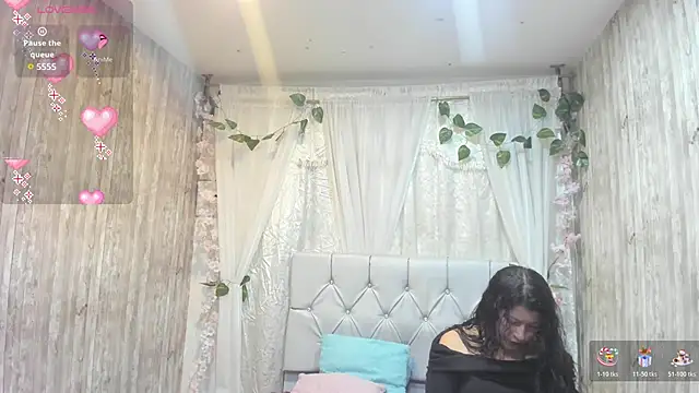 Rachel new20 online show from November 19, 2025, 9:04 pm