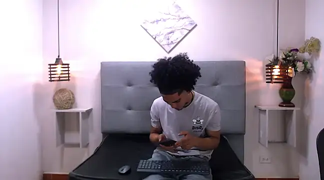 Snapshot of LihanJor_23 chatting on February 1, 2025, 3:52 am LihanJor 23 online show from February 1, 2025, 3:52 am