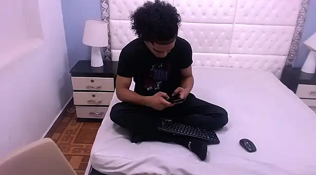 Snapshot of LihanJor_23 chatting on February 3, 2025, 3:53 am LihanJor 23 online show from February 3, 2025, 3:53 am