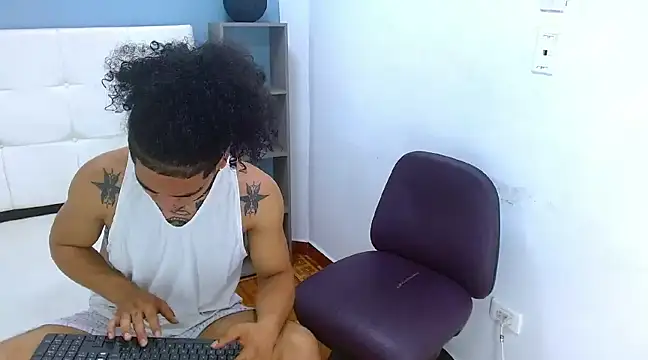 Snapshot of LihanJor_23 chatting on February 16, 2025, 3:26 am LihanJor 23 online show from February 16, 2025, 3:26 am