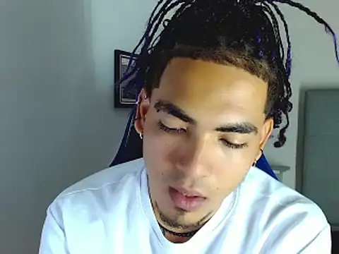 Snapshot of LihanJor_23 chatting on March 10, 2025, 9:43 am LihanJor 23 online show from March 10, 2025, 9:43 am