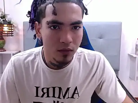 Snapshot of LihanJor_23 chatting on March 13, 2025, 3:33 am LihanJor 23 online show from March 13, 2025, 3:33 am