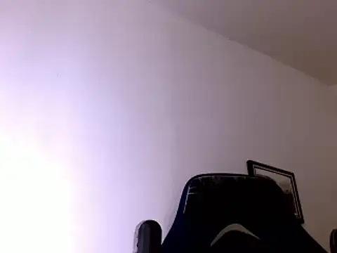 Snapshot of LihanJor_23 chatting on March 13, 2025, 9:43 am LihanJor 23 online show from March 13, 2025, 9:43 am