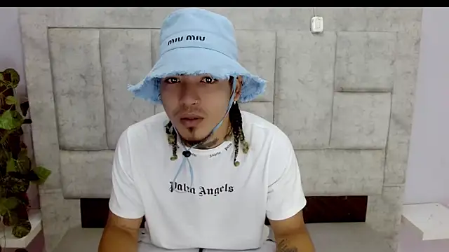 Snapshot of LihanJor_23 chatting on September 9, 2025, 12:59 pm LihanJor 23 online show from September 9, 2025, 12:59 pm