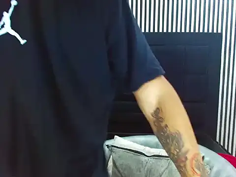 Snapshot of LihanJor_23 chatting on September 19, 2025, 1:12 pm LihanJor 23 online show from September 19, 2025, 1:12 pm