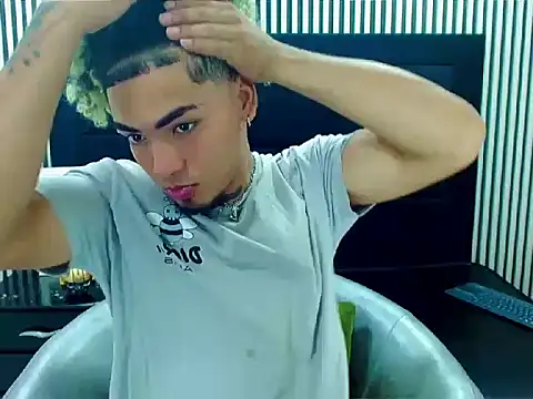 Snapshot of LihanJor_23 chatting on September 20, 2025, 1:01 pm LihanJor 23 online show from September 20, 2025, 1:01 pm