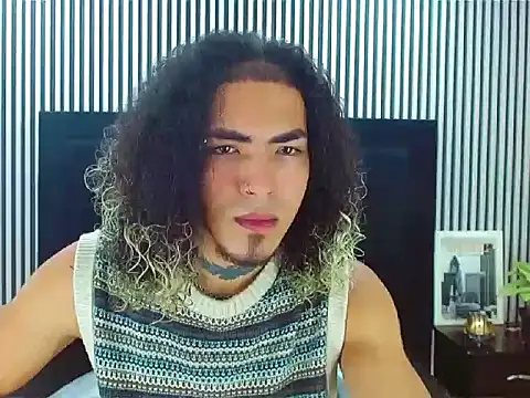 Snapshot of LihanJor_23 chatting on September 25, 2025, 12:53 pm LihanJor 23 online show from September 25, 2025, 12:53 pm