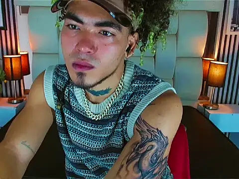 Snapshot of LihanJor_23 chatting on November 28, 2025, 12:52 pm LihanJor 23 online show from November 28, 2025, 12:52 pm