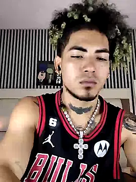 Snapshot of LihanJor_23 chatting on December 2, 2025, 1:17 pm LihanJor 23 online show from December 2, 2025, 1:17 pm