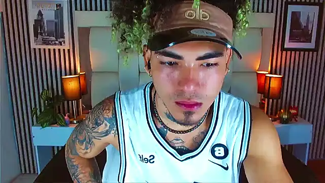 Snapshot of LihanJor_23 chatting on December 3, 2025, 1:31 pm LihanJor 23 online show from December 3, 2025, 1:31 pm