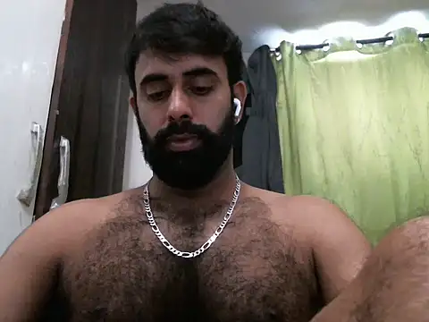 Snapshot of indianhairybull chatting on October 14, 2025, 4:24 am indianhairybull online show from October 14, 2025, 4:24 am