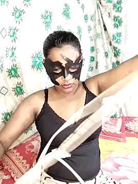 Snapshot of monekhan123 chatting on February 17, 2025, 4:59 pm monekhan123 online show from February 17, 2025, 4:59 pm