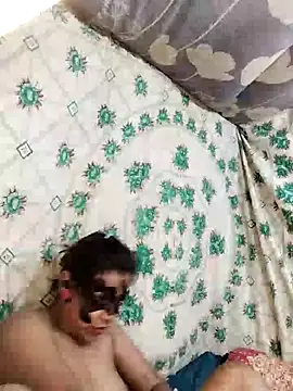 Snapshot of monekhan123 chatting on February 28, 2025, 4:32 am monekhan123 online show from February 28, 2025, 4:32 am