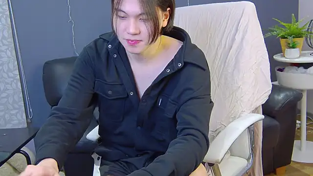 Snapshot of just_gay_ chatting on February 2, 2025, 4:32 pm just gay online show from February 2, 2025, 4:32 pm