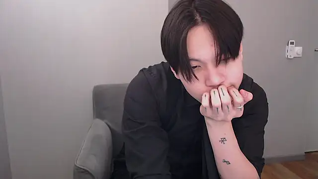 Snapshot of just_gay_ chatting on February 21, 2025, 5:13 am just gay online show from February 21, 2025, 5:13 am