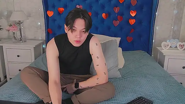 Snapshot of just_gay_ chatting on February 26, 2025, 1:19 pm just gay online show from February 26, 2025, 1:19 pm