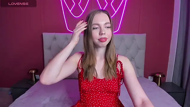 TessaAdorable online show from March 12, 2025, 1:25 am