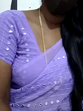 Snapshot of Tamil_Meera12 chatting on September 9, 2025, 6:35 am Tamil Meera12 online show from September 9, 2025, 6:35 am