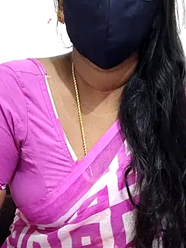 Snapshot of Tamil_Meera12 chatting on September 10, 2025, 6:35 am Tamil Meera12 online show from September 10, 2025, 6:35 am