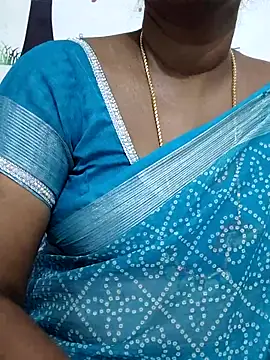 Snapshot of Tamil_Meera12 chatting on September 12, 2025, 6:46 am Tamil Meera12 online show from September 12, 2025, 6:46 am