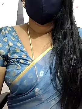 Snapshot of Tamil_Meera12 chatting on September 18, 2025, 6:59 am Tamil Meera12 online show from September 18, 2025, 6:59 am