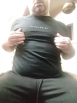 Snapshot of NAvoglia chatting on February 27, 2025, 7:15 pm NAvoglia online show from February 27, 2025, 7:15 pm