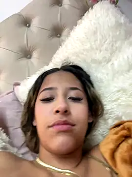 vicky bass online show from October 4, 2025, 4:10 am