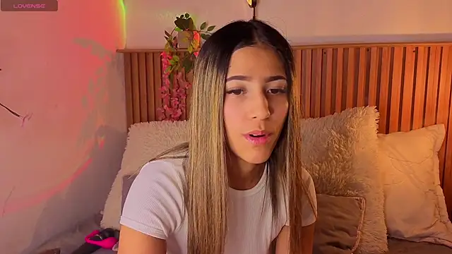 vicky bass online show from October 8, 2025, 8:50 pm