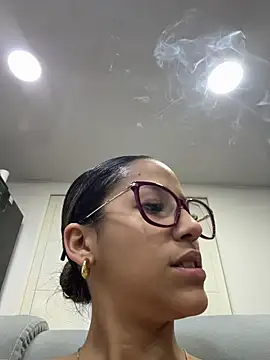 vicky bass online show from November 5, 2025, 10:32 pm