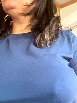 laarti online show from October 5, 2025, 11:30 am