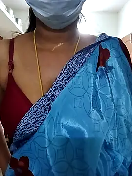 Snapshot of Tamil_Radha chatting on February 28, 2025, 5:15 pm Tamil Radha online show from February 28, 2025, 5:15 pm