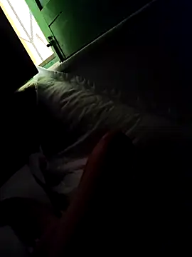 lisinhabsdm2 online show from March 4, 2025, 2:32 pm