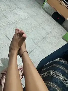 lisinhabsdm2 online show from March 6, 2025, 10:04 pm