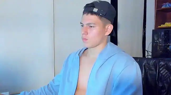 JamesCr  online show from February 15, 2025, 4:58 am