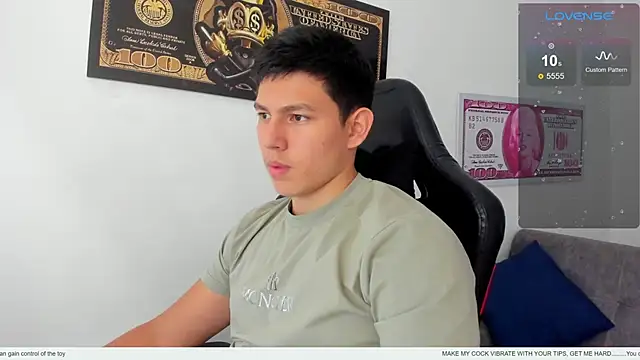 JamesCr  online show from March 14, 2025, 8:49 pm