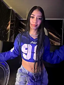 Snapshot of TayylorSexx chatting on November 23, 2025, 4:29 pm TayylorSexx online show from November 23, 2025, 4:29 pm