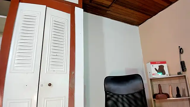 Violetta 0 online show from October 21, 2025, 1:34 pm