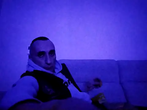 Snapshot of ANGELSANTAMARIA- chatting on December 13, 2025, 7:53 pm ANGELSANTAMARIA- online show from December 13, 2025, 7:53 pm